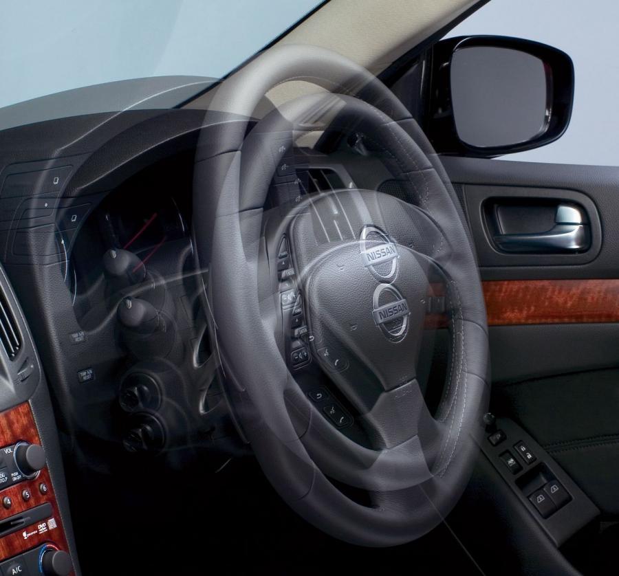  Nissan Skyline Coupe 2008 года  (фото 24 из 66)